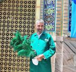 سردارحاج علی فضلی درلباس خادمی امام رضا(ع)